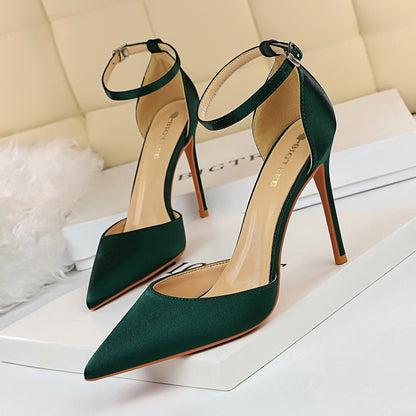 Women's Pointed hollow high heels