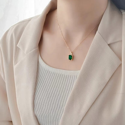 Copper Inlaid Green Zircon Square High-grade Retro Necklace