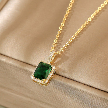 Copper Inlaid Green Zircon Square High-grade Retro Necklace