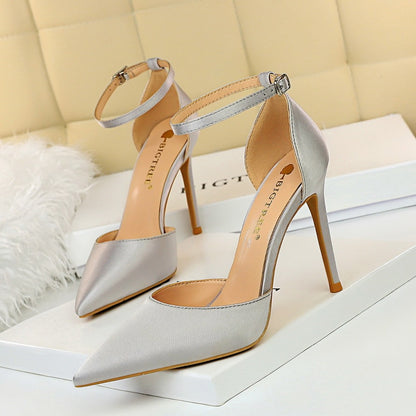 Women's Pointed hollow high heels