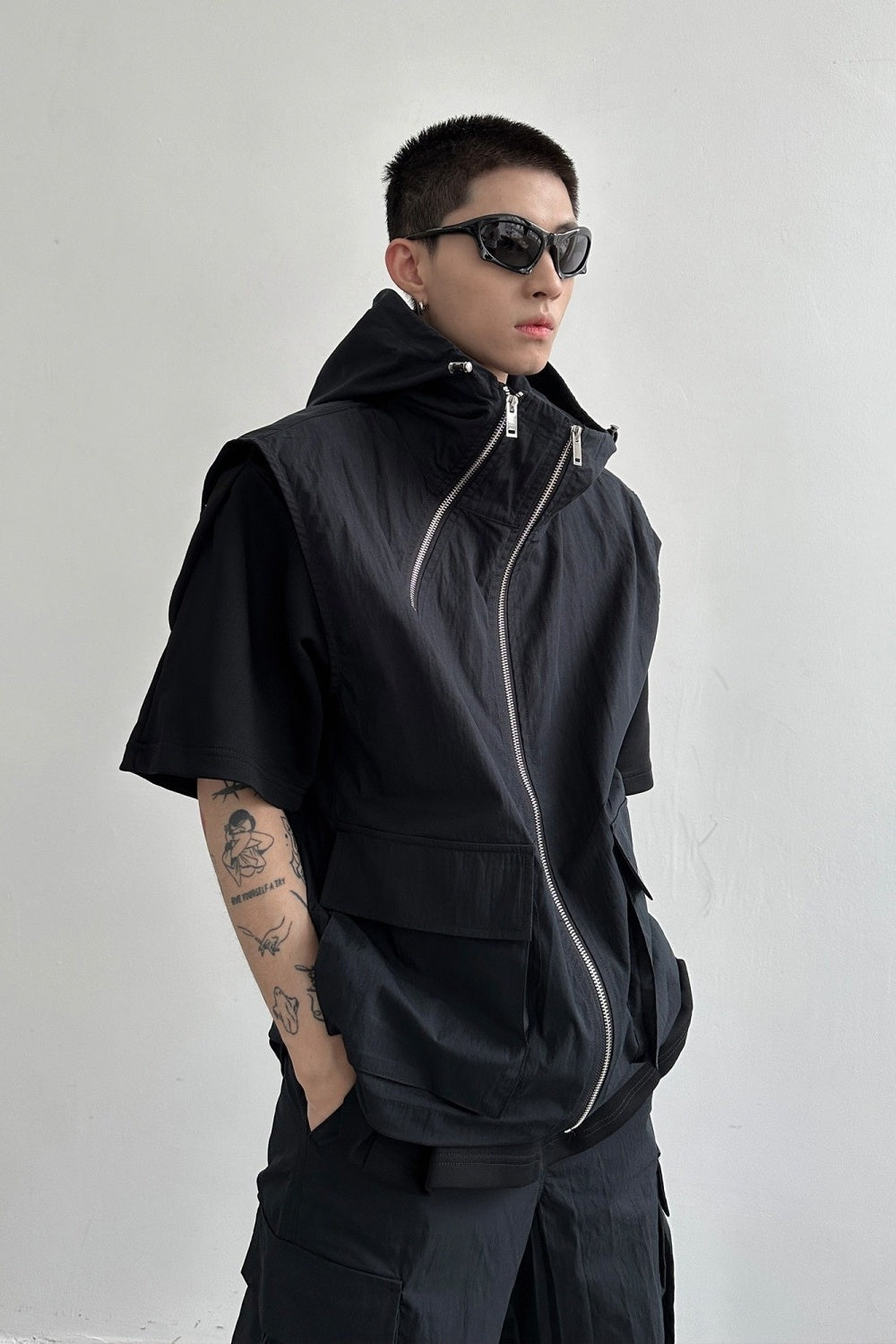 Men's Hooded Sleeveless Vest / Wide Leg Trousers Overall Suit